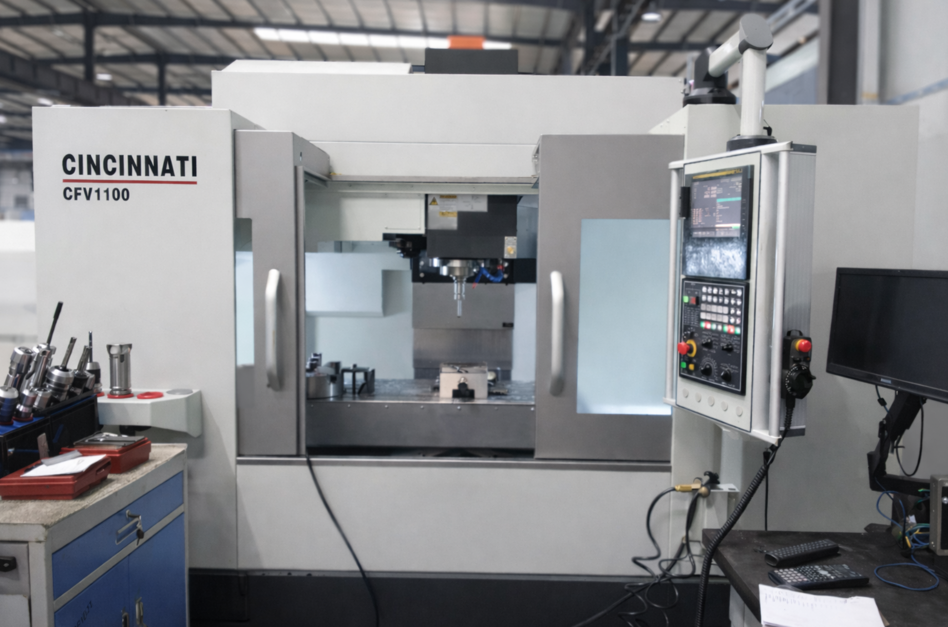 CINCINNATI Machining Center