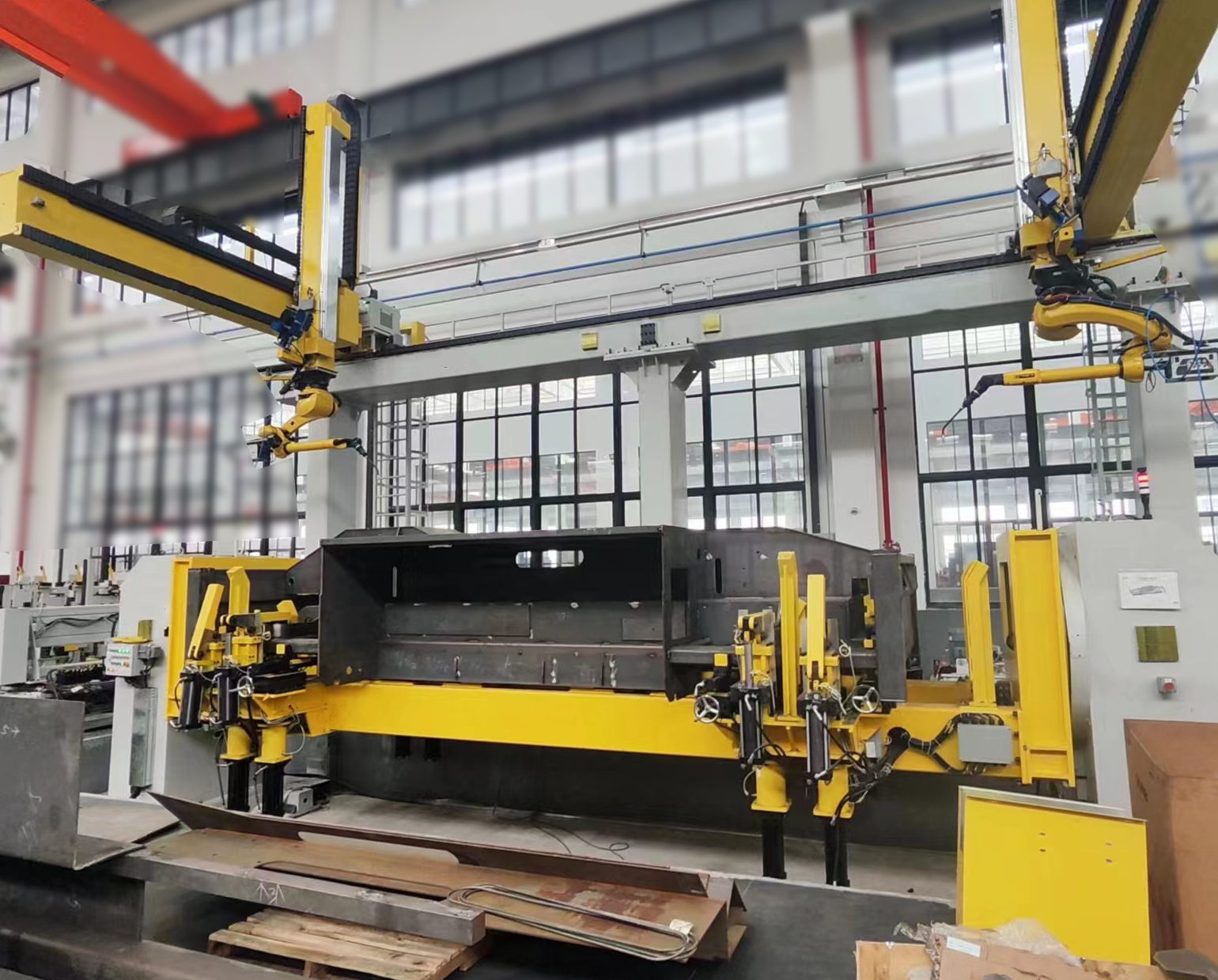 Large Scissor Lift Frame Robotic Welding