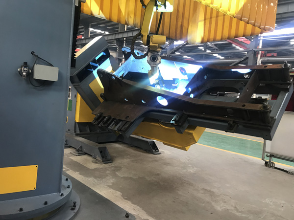 Excavator Mainframe Robotic Welding System